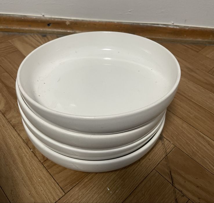 Тарелки большие круглые, 23 см