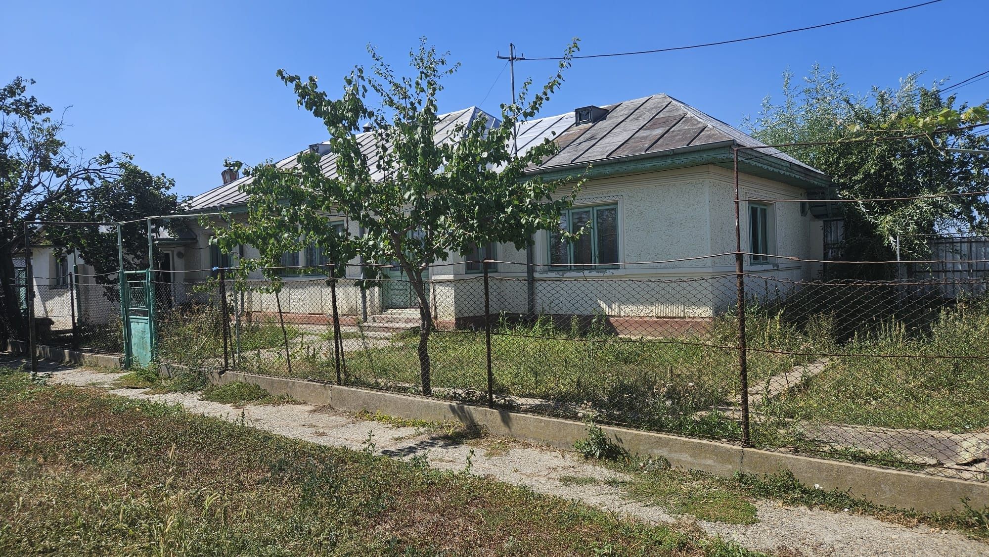 Casa în comuna Sascut