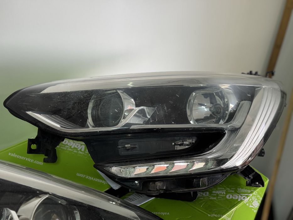 Far Renault Megane 4 IV 2016 - 2020