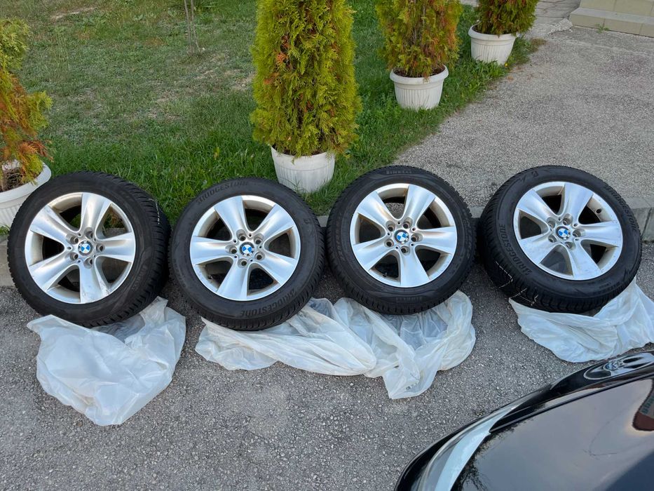 Джанти със зимни 225/55 R17 гуми за BMW F10