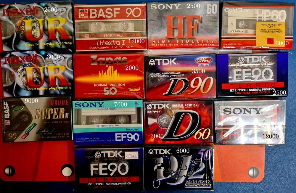 Распродажа Аудиокассеты новые запечатанные TDK, SONY, Maxell и др.