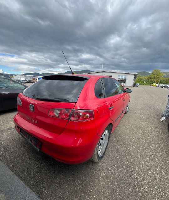 Cablu deschidere din interior usa fata stanga Seat Ibiza a 3-a genera