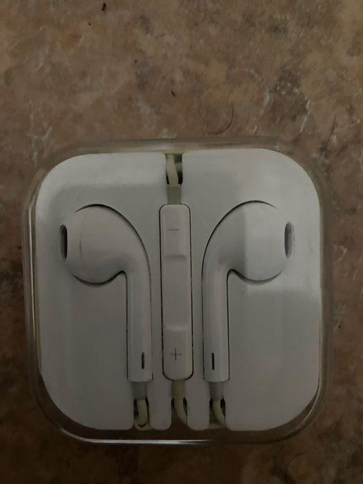 Продам наушники хорошие