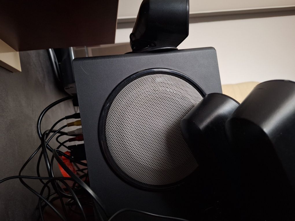 Sistem audio Logitech X-530 stare foarte bună,  cu Jack - 250 lei