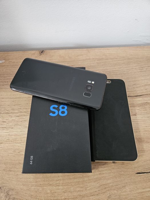 Samsung S8 в добро състояние