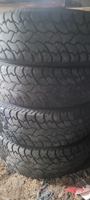Продавам Гуми в много добро състояние