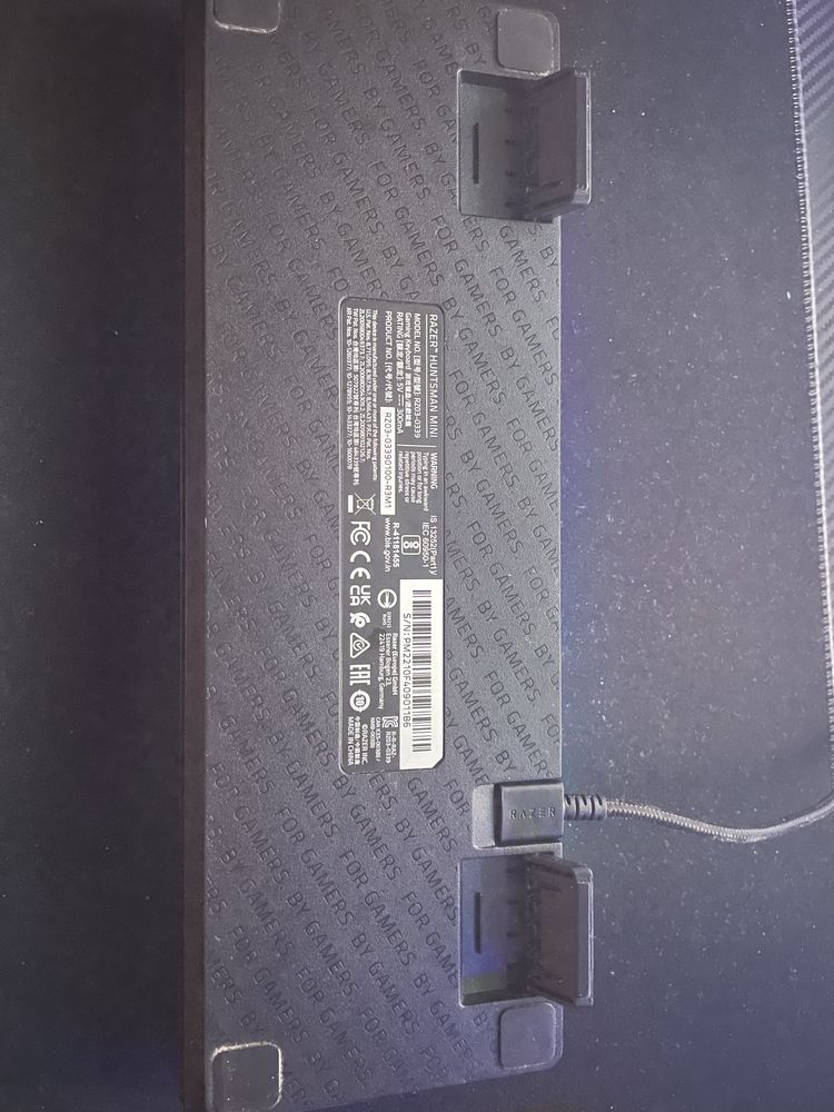 Продавам Клавиатура RAZER HUNTSMAN MINI
