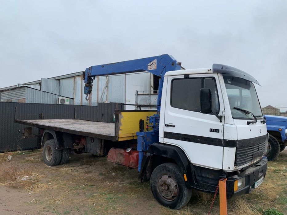 Продаётся бортовой манипулятор Mercedes-benz 814