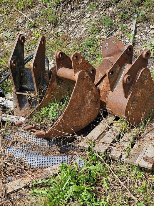 vand Buldoexcavator Terex 970, 3 cupe si pikon kurokawa