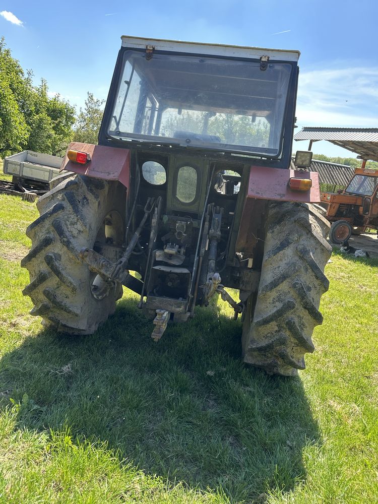 Tractor UTB 703DT
