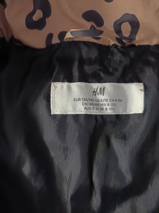 Geaca  H&M mărimea 140, 8-10 ani