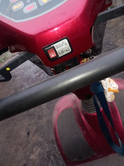 Carucior electric pentru batrani