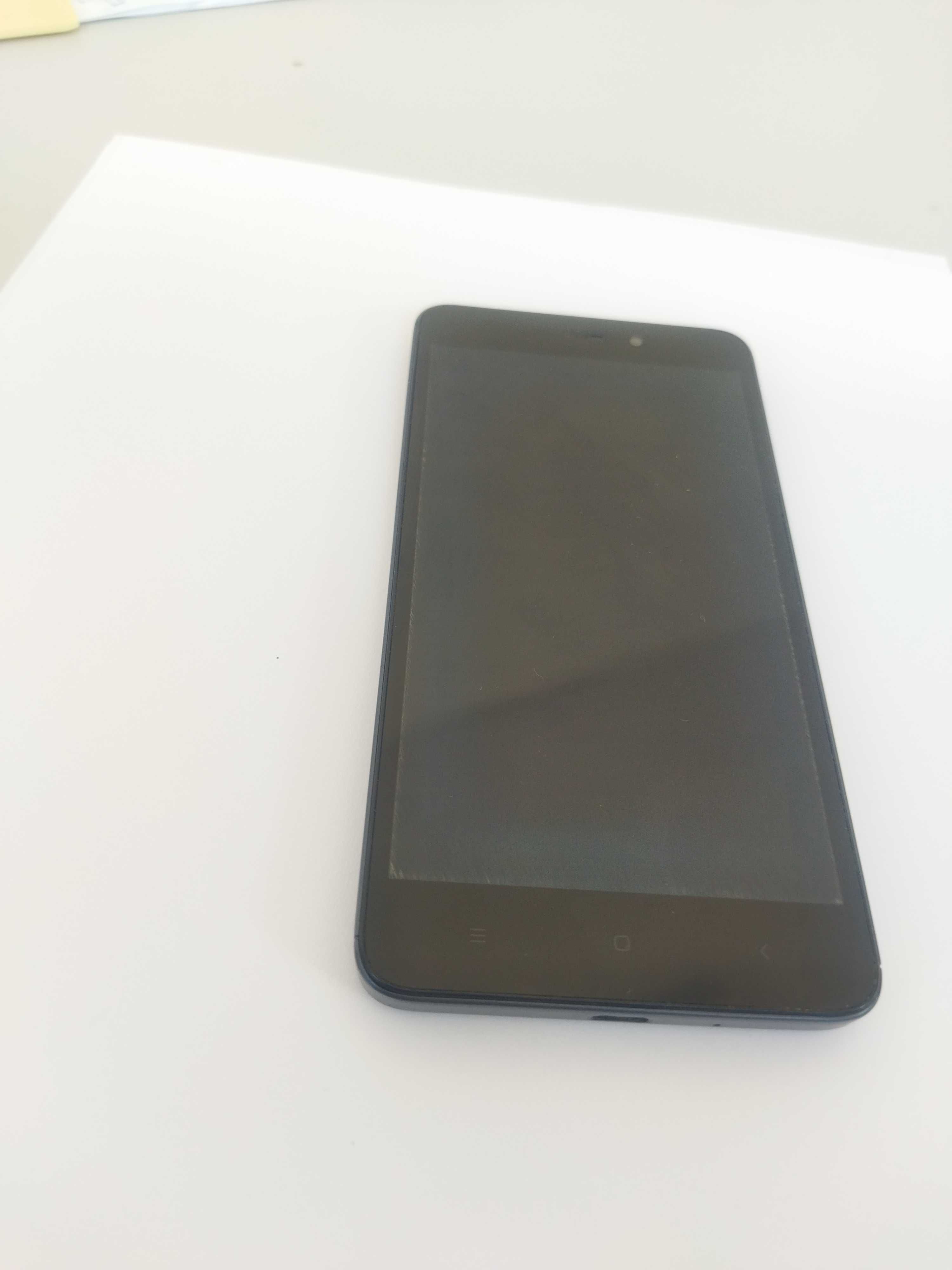 Смартфон Xiaomi Redmi 4A за ремонт или за части