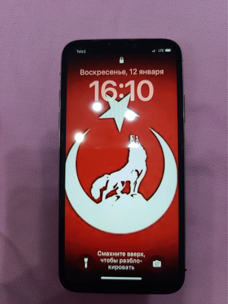 Айфон 10 в прекрасном состоянии!