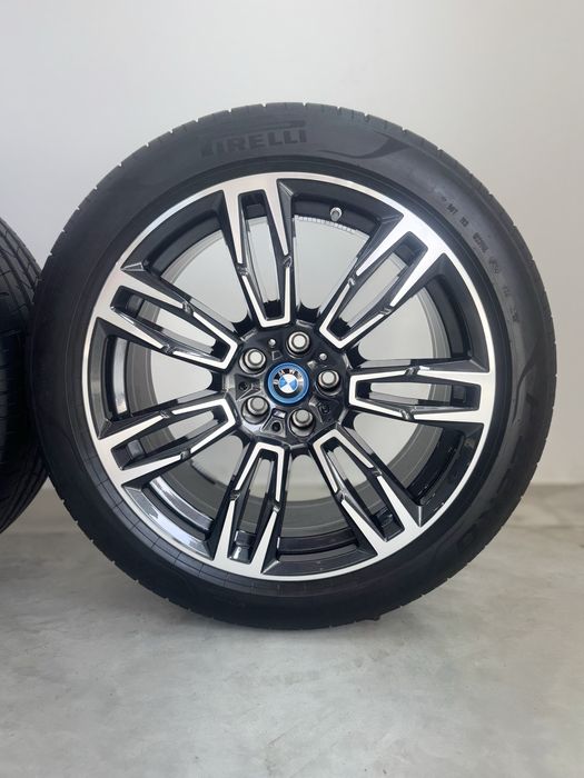 Jante Bmw Seria5 i5 G60 G61 R19 Pirelli 99% de vara 2024 M935