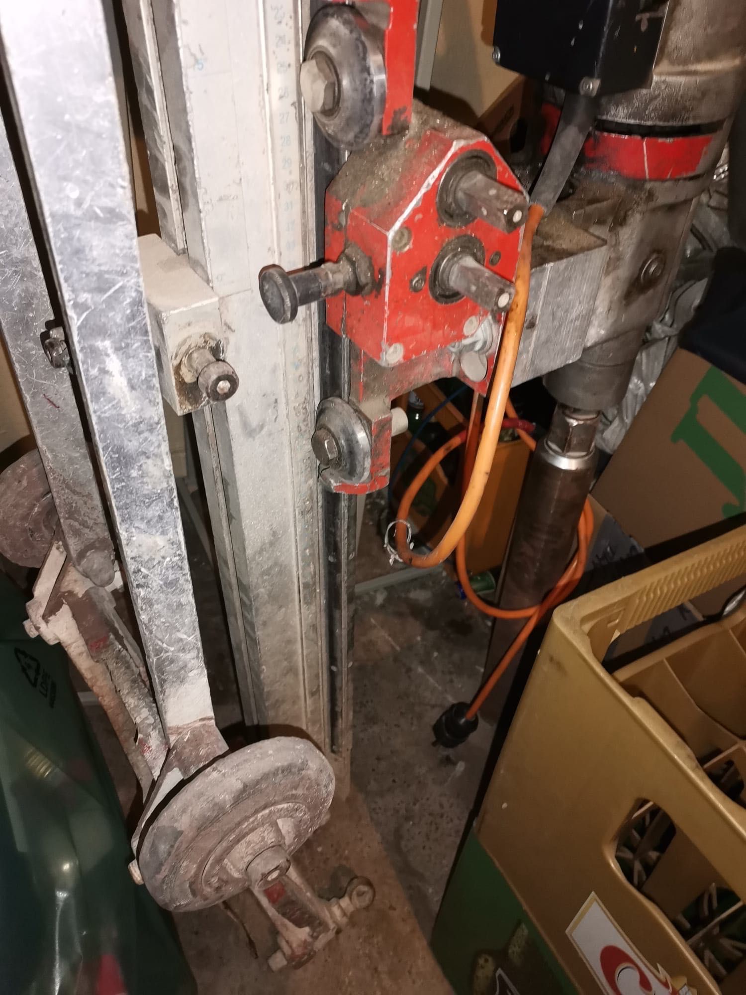 Carota hilti cu o piesa.