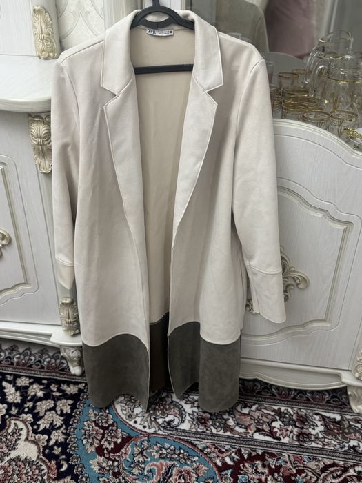 Замшевый Плащь пиджак от Зара