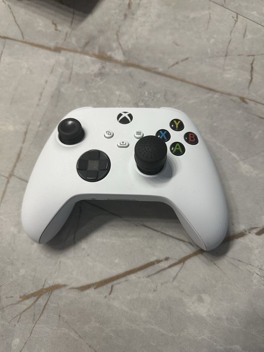 Vând Controller alb XBOX Series S/X