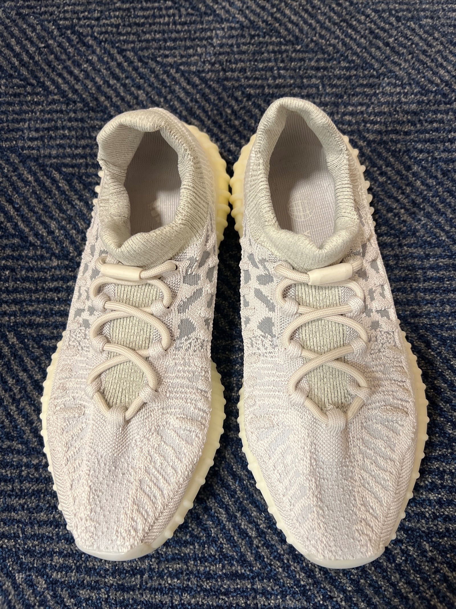 Adidas Yeezy 350 v2 CMPCT