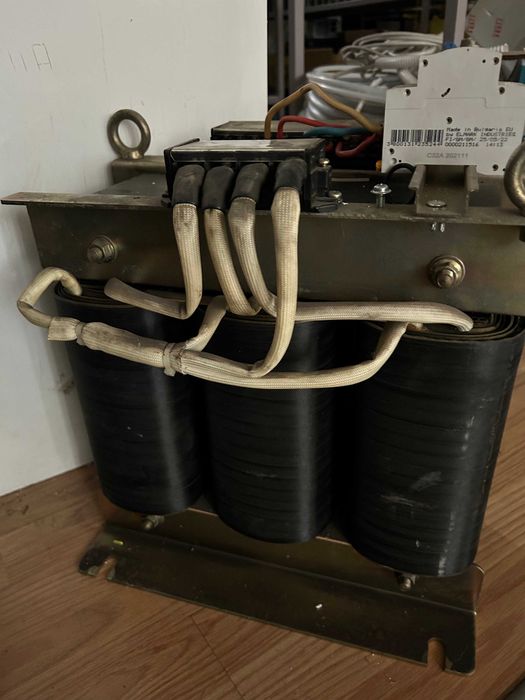 Transformator trifazat industrial 400/200 v ; 12Kw Japonia