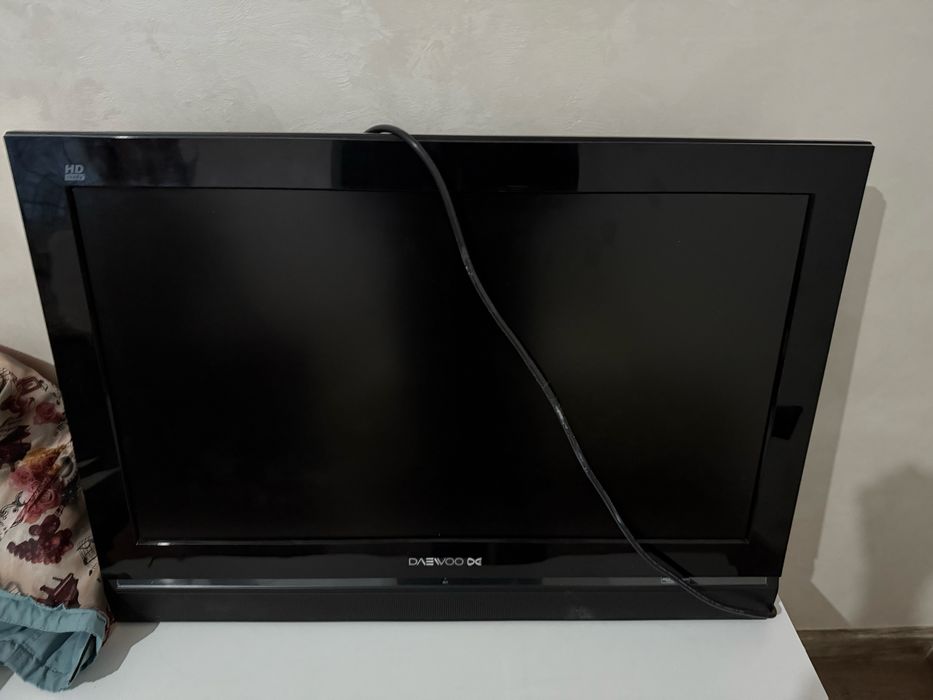 Продам телевизор