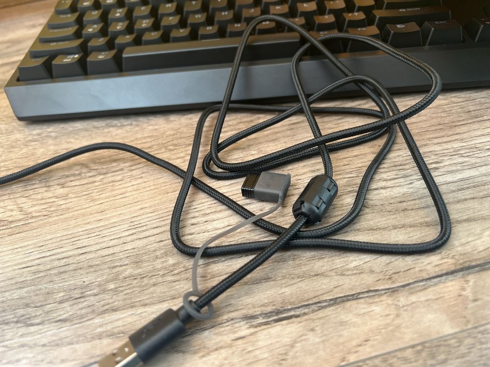 Безжична геймърска клавиатура Genesis Thor 230 TKL