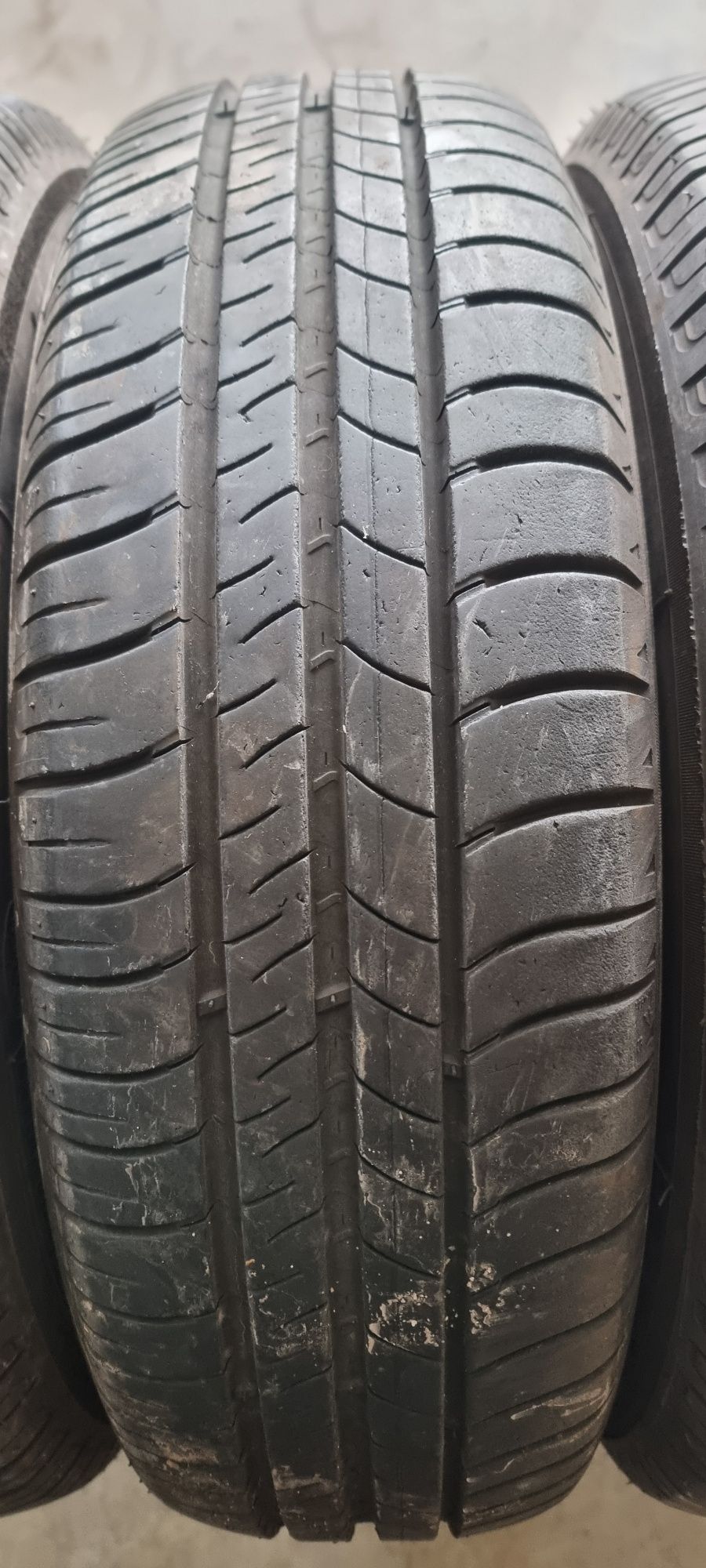 4бр Летни гуми 165/65/15 Michelin