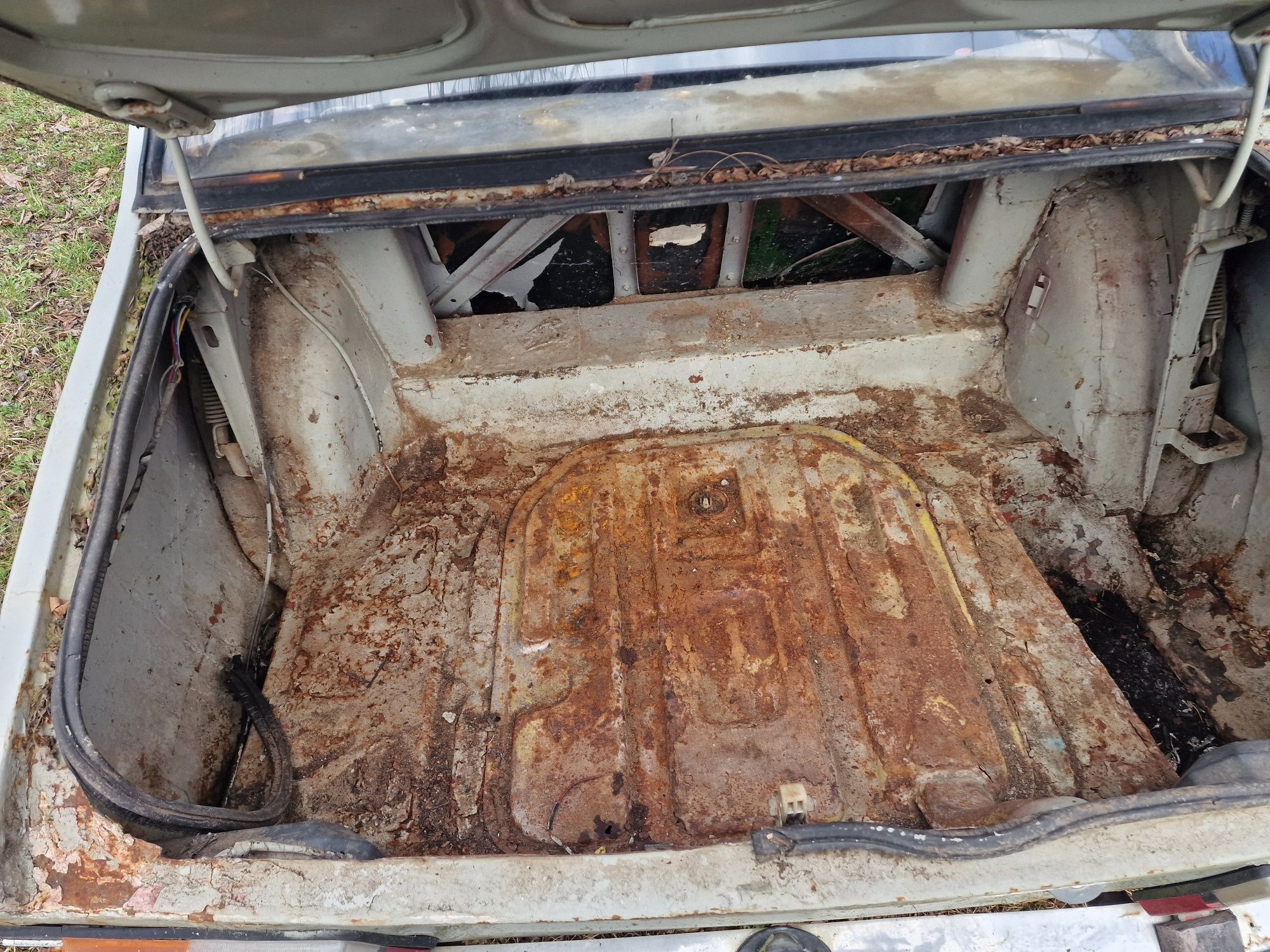 Dacia 1300 - pentru restaurare sau piese