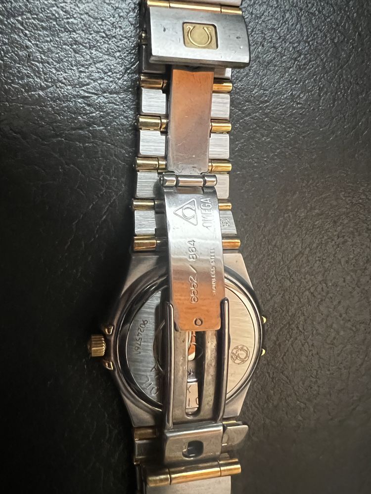 Omega Constellation оригинален швейцарски часовник 18к злато и стомана