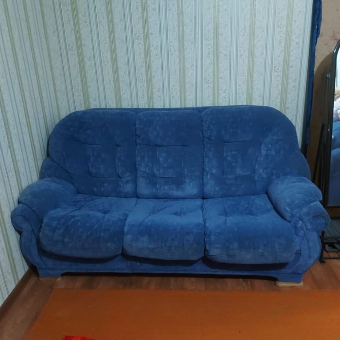 Мягкая мебель, диван и два кресла