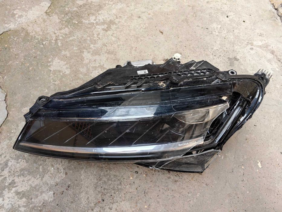 Фар за Skoda Superb Full Led / Шкода Суперб Фул Лед