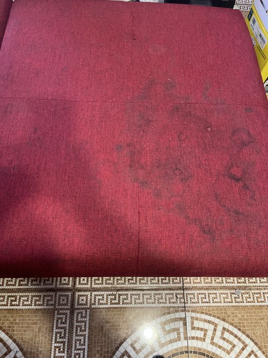 Servicii de curatenie canapele-covoare