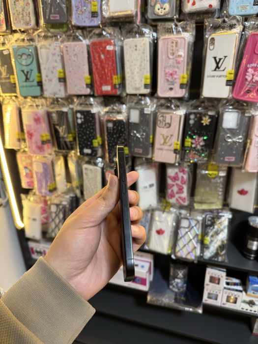 Iphone 16 Pro xolati ideal