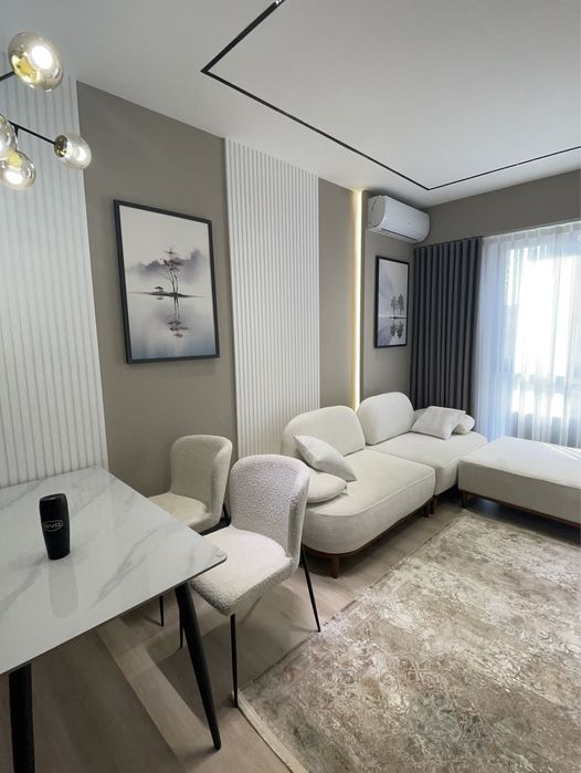 Аренда .2 х ком. Квартира Акаи сити.