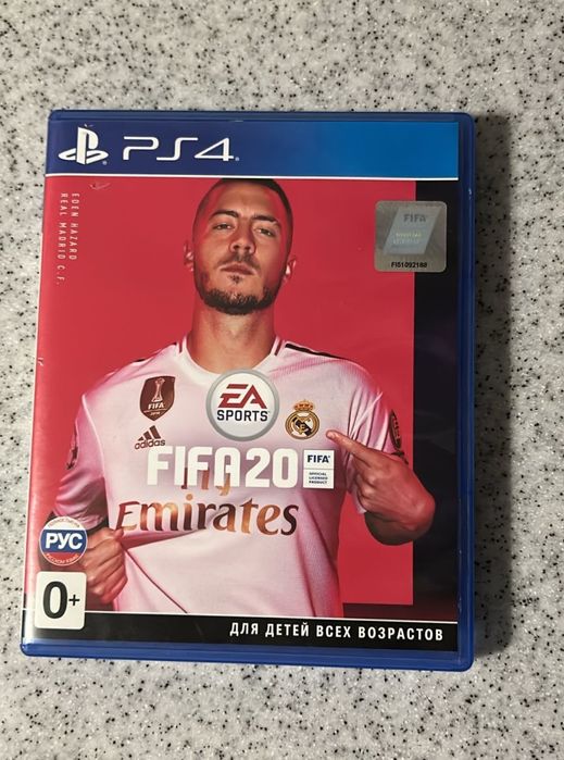 диск на PS4 FIFA 20