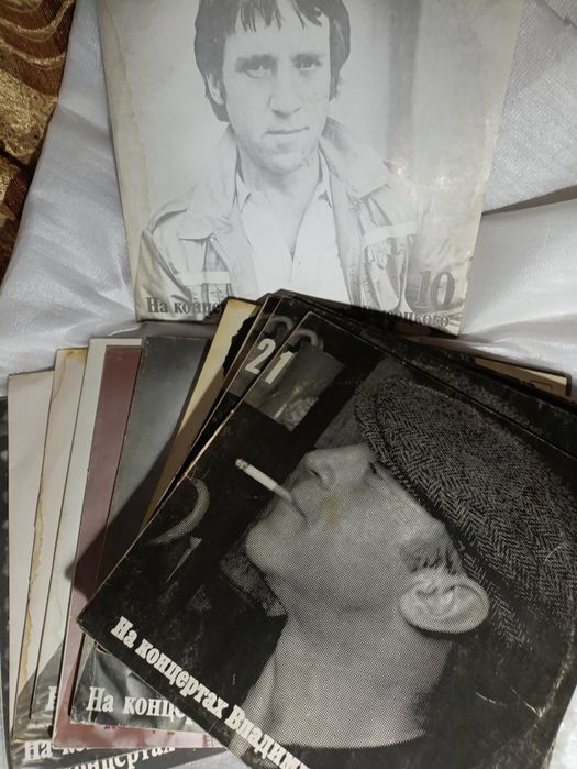 Пластинки на концертах Высоцкого