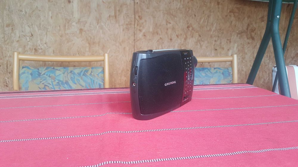 Radio receptorul Grundig Prima Boy 80 (Germania)