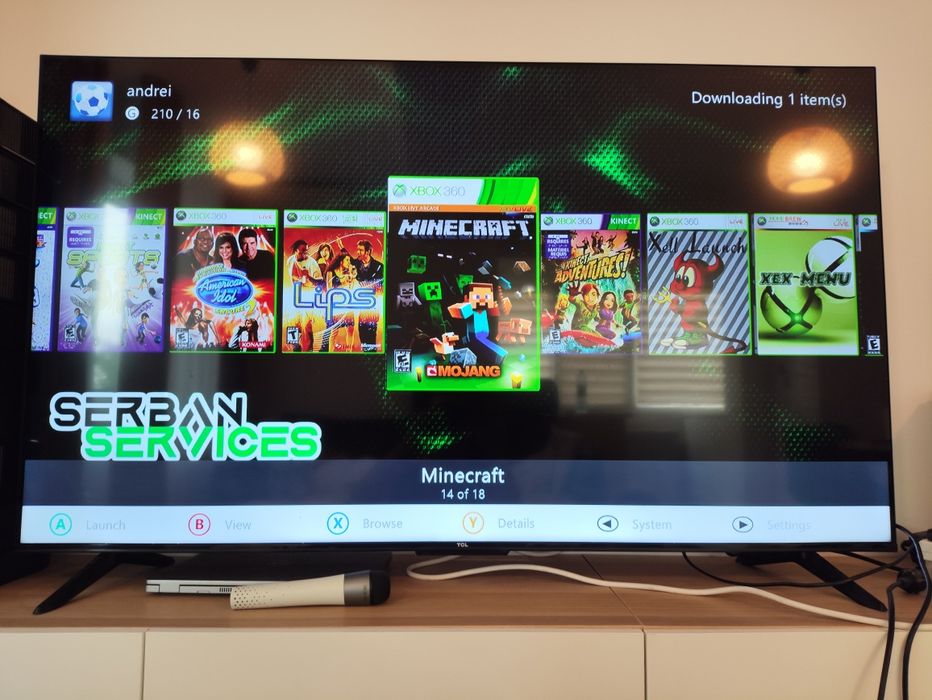 Xbox 360 modat cu 17 jocuri