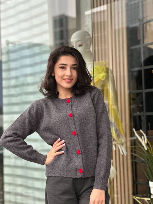 Кардиганы. Кофты. Лонгсливы