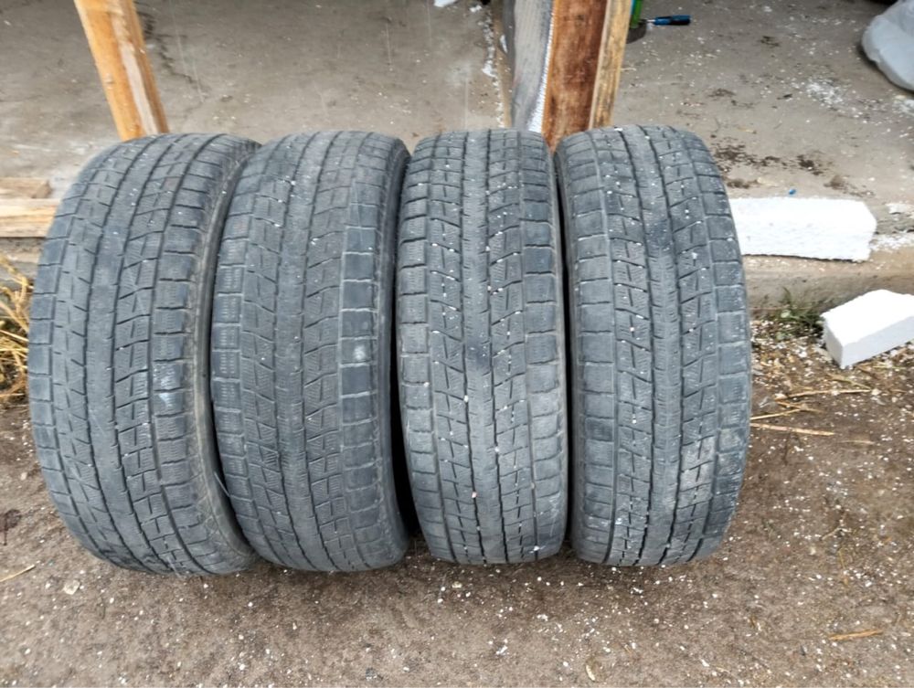 Шины б/у зимние Dunlop