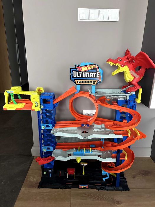 Hot Wheels Ultimate Garage