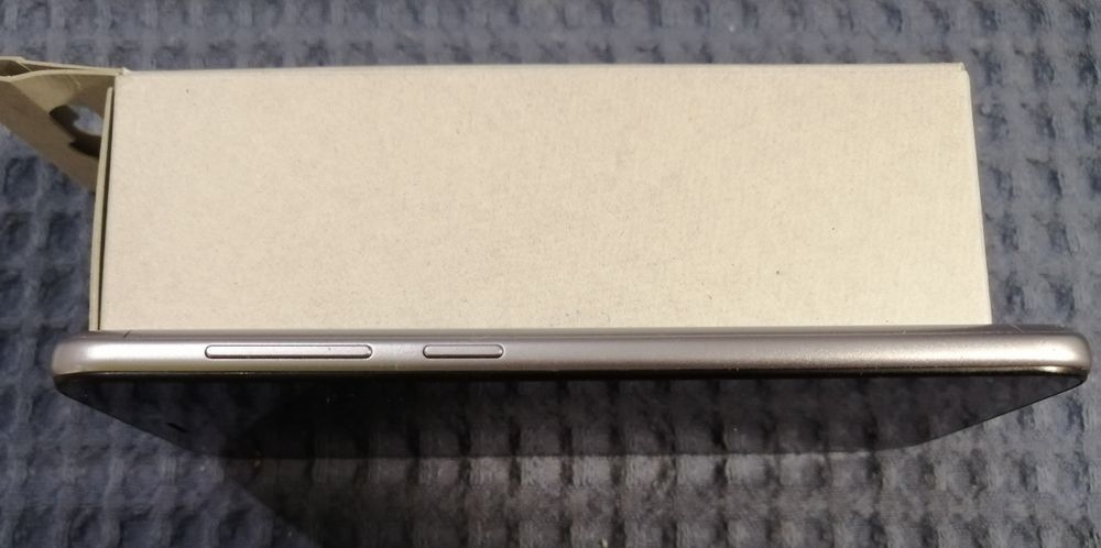 Смартфон 5", Xiaomi Redmi 5A, 2GB/16GB