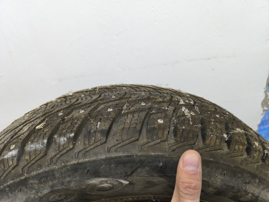 Шины зимные с шипами