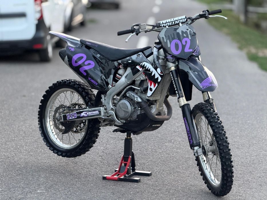 Vând Honda CRF 450R 2013 injecție/2500€neg!