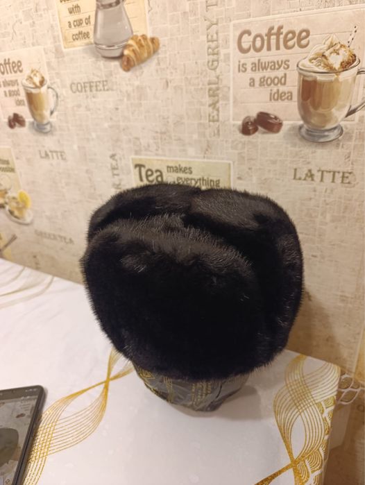 Продаётся норковая шапка