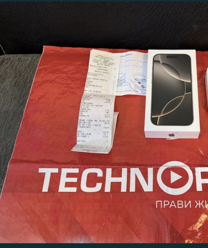 ЧИСТО НОВ 256GB iPhone 16 Pro Technopolis Гаранция 2027 Natural