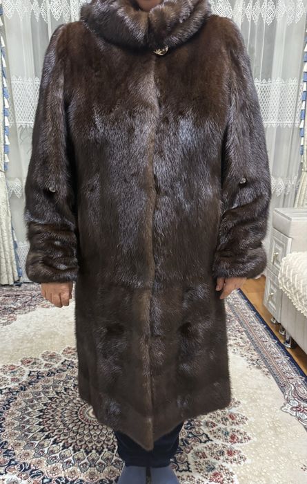 Продам норковую шубу