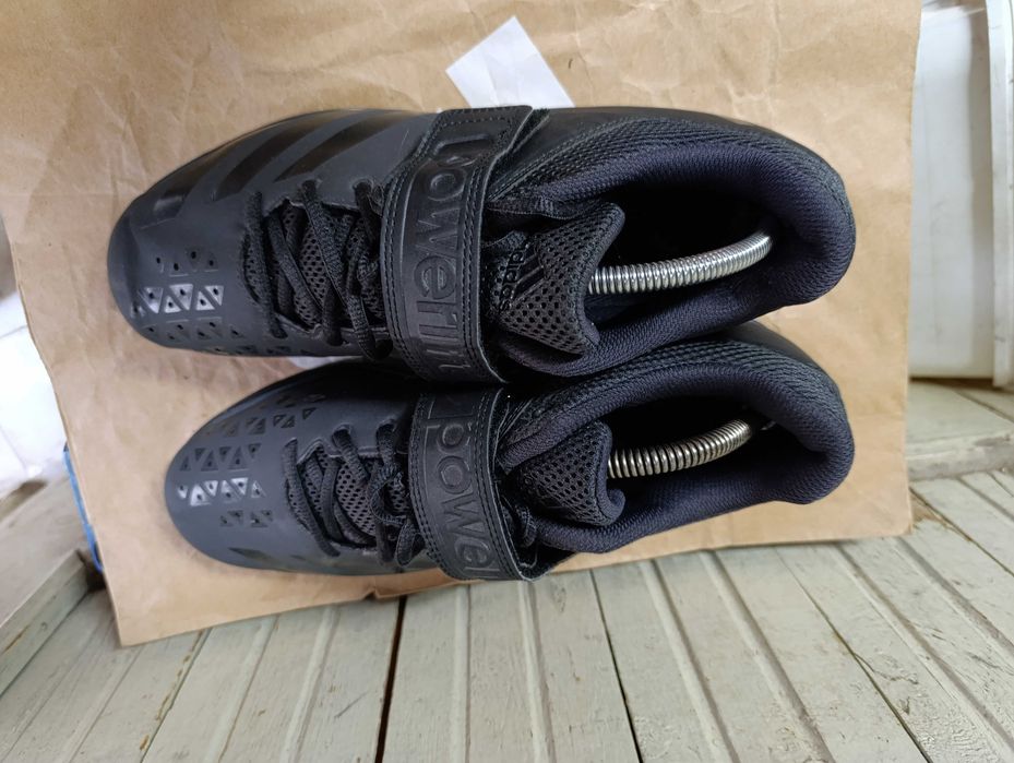 adidas Powerlift.3.1''оригинални oбувки за фитнес зала 44 номер