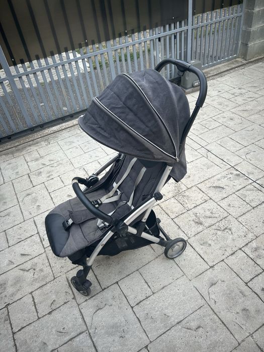 Vand carucior pliabil Chico