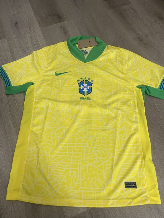 Фланелка на Neymar, Brasil